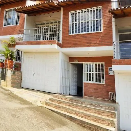 Espaco Antonela E Ana Livia Aparecida  Exterior photo